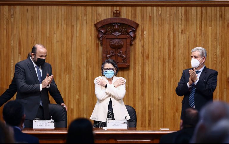 Ruth Padilla Muñoz destacó que las palabras de agradecimiento por recibir este honor no son suficientes. ESPECIAL/UdeG