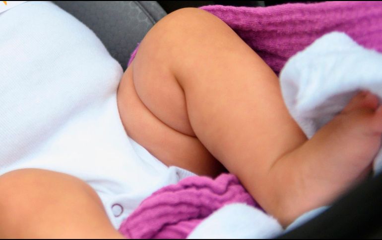 Brenda logró exponer su caso ante un juez, quien dictó la guarda y custodia provisional del menor a su favor desde el 1 de julio; sin embargo, aún no ha logrado recuperarlo. AFP / ARCHIVO