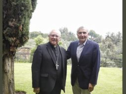 López Hernandéz, en reunión con el cardenal Robles Ortega, quien hace unas semanas denunció la presencia de retenes de la delincuencia organizada en carreteras de la zona norte de Jalisco. TWITTER / @adan_augusto