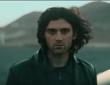 Con ‘Aftershock’, Alexander 23 continúa con un año formidable musicalmente. ESPECIAL/CAPTURA DE VIDEO