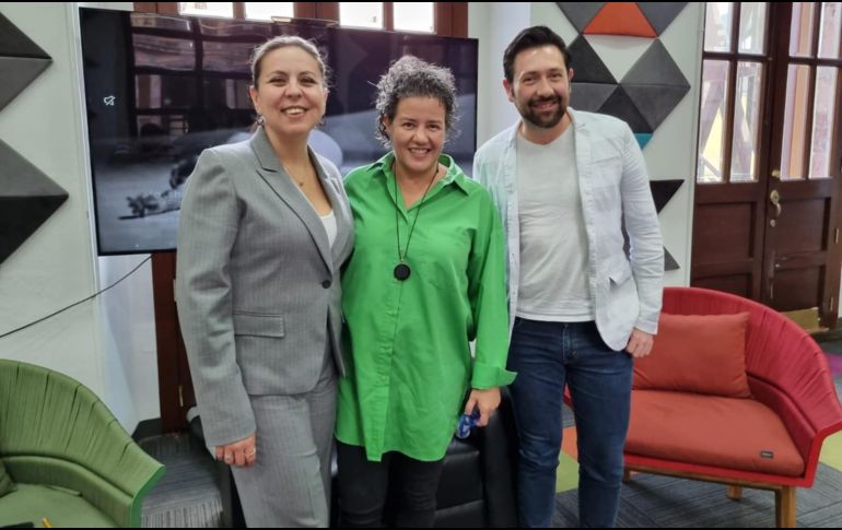 Durante la conferencia de prensa estuvieron presentes (izq a der) Mariana Aymerich Ordóñez, directora del FIC; Lourdes González, secretaria de Cultura Jalisco y Álvaro Lara, director de Desarrollo Cultural y Artístico. EL INFORMADOR / K. Esparza