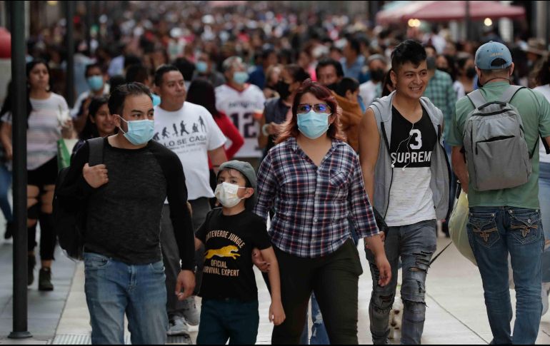 En las últimas cinco semanas, la mayor parte de los casos de COVID están presentes en los grupos de 18 a 29 años. SUN/D. Sánchez