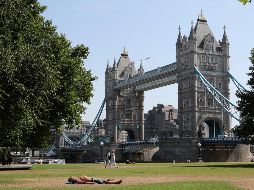Los expertos adelantan que las temperaturas pueden llegar hoy a los 42 grados. AP / T. Hicks