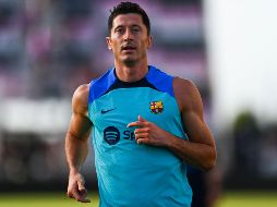 Robert Lewandowski ya entrena al parejo de sus compañeros del primer equipo culé. AP/C. Khanna