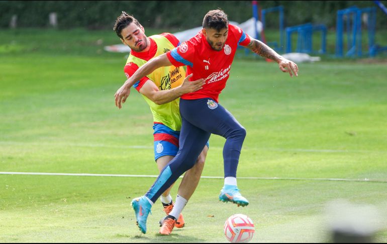 Uno de los mayores pendientes del Guadalajara es la falta de gol, por lo que sus delanteros deberán aplicarse a fondo frente a los Esmeraldas. IMAGO7/F. Meza
