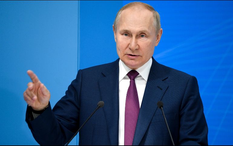 Vladimir Putin afirma que Canadá pretender vender sus combustibles al mercado europeo. AP / A. Maishev