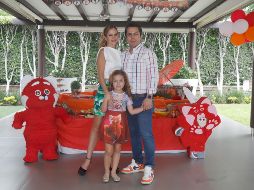 Leticia Velarca, Leticia Reynoso Velarca y Daniel Reynoso. GENTE BIEN JALISCO/Claudio Jimeno