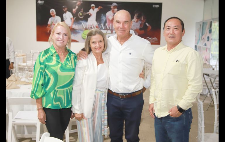 Lourdes Ramírez, Marcela Cervantes, Javier Orozco y Arturo Nishimura. GENTE BIEN JALISCO/Antonio Martínez