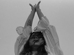 “Marchita” es su álbum debut como solista y fue reseñado con cuatro estrellas por la edición anglo de la revista “Rolling Stone”. CORTESÍA