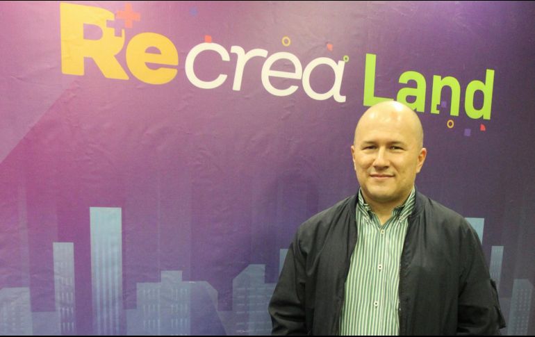 Durante la conferencia “Las matemáticas en las profesiones del futuro”, Julio Profe alentó a los asistentes a mantenerse firmes para alcanzar todas sus metas. EL INFORMADOR/A. Camacho