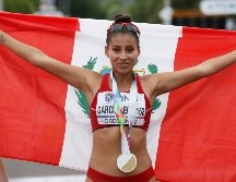 Una semana después de conquistar la prueba de marcha de los 20 kilómetros, Kimberly García hizo lo mismo ayer en los 35. EFE/K. Forsterling