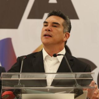 Alito: Denuncia Alejandro Moreno a Layda Sansores ante la FGR