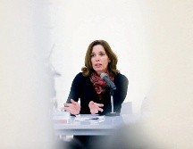 Laura Ayala Castellanos reflexiona en torno al arte contemporáneo tomando como base que la artista plástica Jill Magid, que tomó parte de los restos del arquitecto tapatío para convertirlos en un diamante. ESPECIAL/UdeG