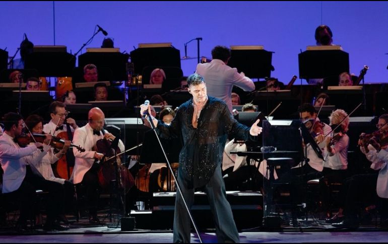 Ricky Martin estuvo acompañado  de la Orquesta Filarmónica de Los Ángeles. Farah Sosa/LaPhil