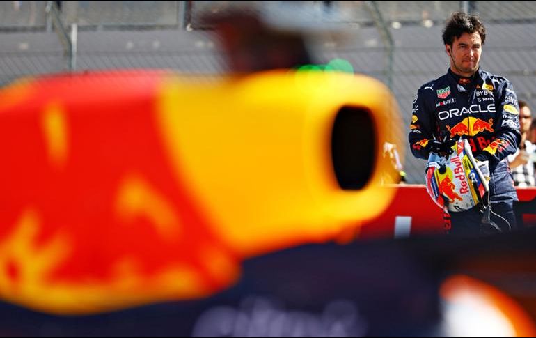El director de la escudería Red Bull, Christian Horner, aseguró que, después de platicar con Pérez (foto), solo les gustaría poder entender qué fue lo que sucedió. ESPECIAL / Red bull content pool
