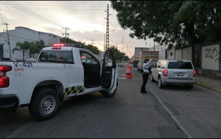 El accidente fue reportado alrededor de las 6:00 horas en el cruce de las calles 18 de Marzo y Algodón. ESPECIAL /
