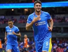 SANTIAGO GIMÉNEZ. El buen paso de estos delanteros es una luz al final del túnel para un proceso que ha sido muy golpeado durante los últimos meses. IMAGO7