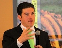 El gobernador Samuel García enfatizó en que por lo pronto no se actualizará la tarifa en los recibos de agua, ya que la iniciativa consiste en crear un Consejo dentro de Agua y Drenaje, aunque va a recomendar la tarifa a la paraestatal. SUN