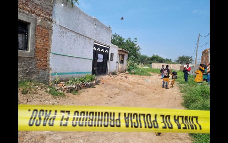 El lugar quedó acordonado por las autoridades, quienes están investigando para dar con los responsables. EL INFORMADOR/ G. GALLO