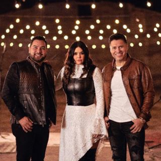 Yuridia se une a los solistas de la Banda MS para grabar "¿Y Qué Tal Si Funciona?"