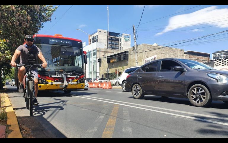 Este proyecto sería el primer Bus-Bici que operará en la ciudad, ya que no hay otro en ninguna parte de la metrópoli. EL INFORMADOR / ARCHIVO