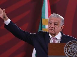 Además de nuevas autopistas, habrá rehabilitación de sitios turísticos, detalla López Obrador. SUN/B. Fregoso