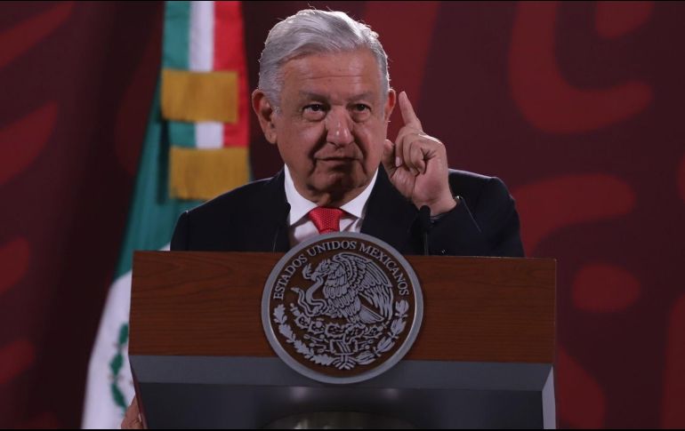 López Obrador asegura que la fórmula para obtener ahorros es sencilla, pues consta de 