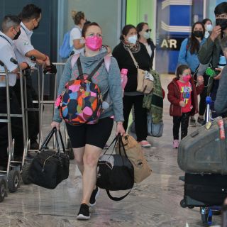 López Obrador evalúa avances de vialidades que conectan al AIFA