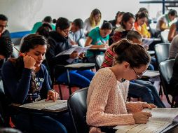 En total 55 mil 981 aspirantes a cursar una licenciatura presentaron su examen de admisión el pasado 21 de mayo en los diferentes centros de la red universitaria. EL INFORMADOR/ARCHIVO