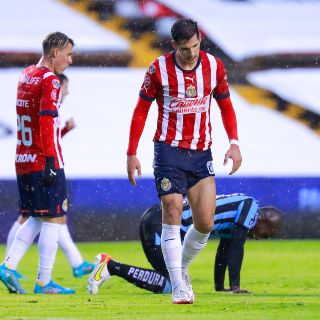 "Lo que Ricardo Peláez le hace a Chivas no tiene nombre": Aficionados piden cese del directivo