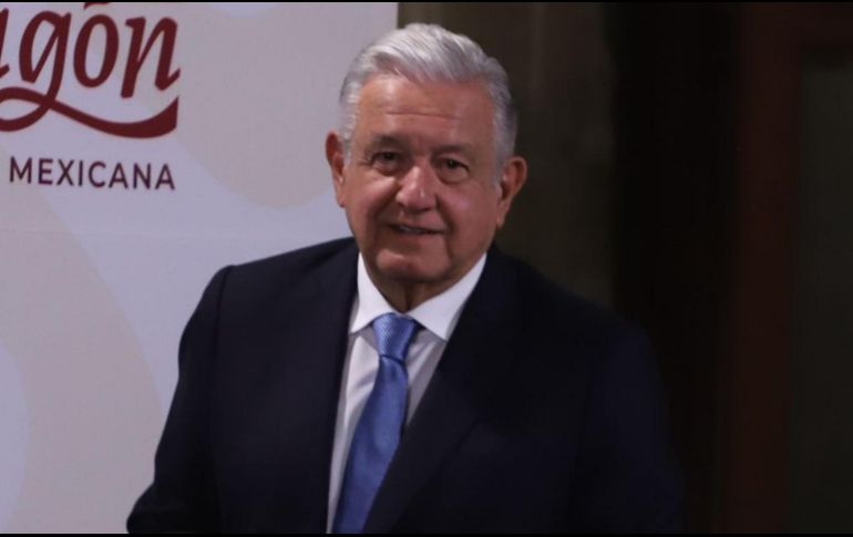 López Obrador señala que en su administración se tiene que seguir con el propósito de que no puede haber un gobierno rico, con pueblo pobre. SUN / B. Fregoso