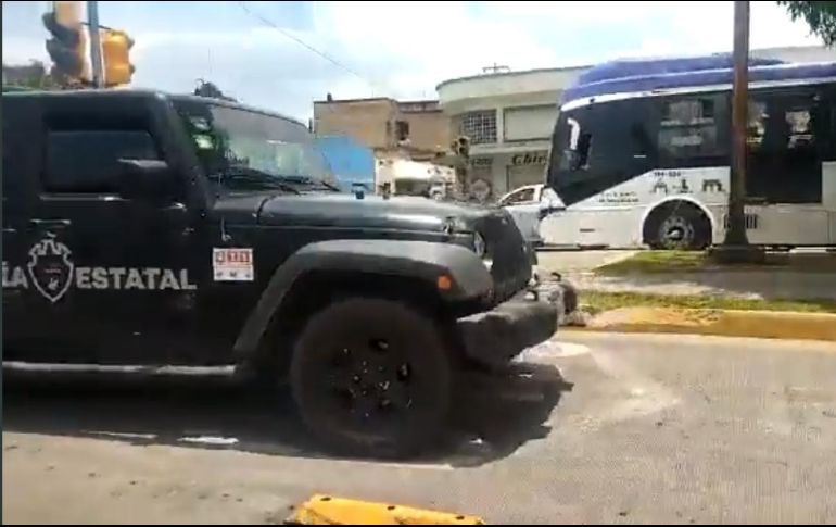 El conductor de la patrulla se dirigía al accidente en carretera a Chapala cuando impactó al hombre de entre 60 a 65 años, provocándole la muerte. ESPECIAL