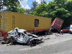 El conductor del tráiler que provocó el choque múltiple en carretera a Chapala se habría dado a la fuga. ESPECIAL