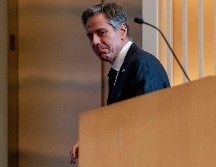 Antony Blinken dice que habló por teléfono con el canciller ruso, Serguéi Lavrov y exhortó a Moscú a aceptar la oferta de EU para liberar a dos estadounidenses presos en Rusia. AP / A. Harnik