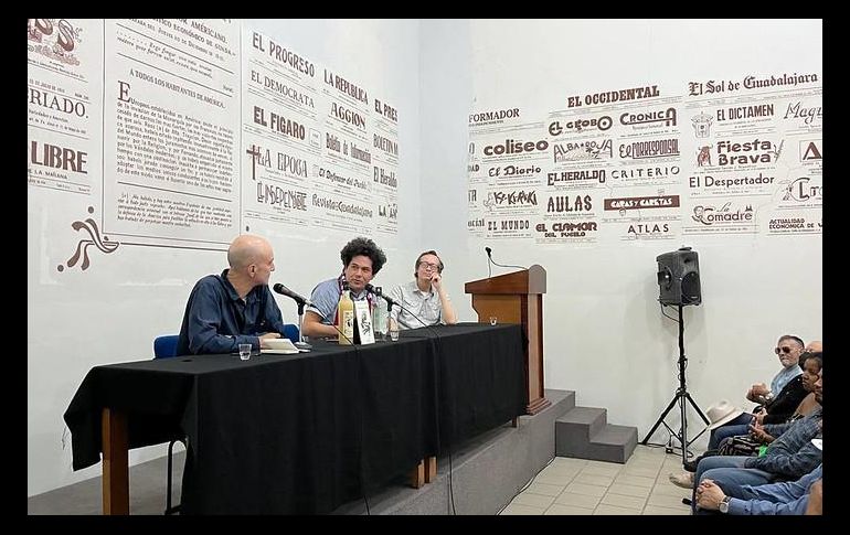 Las y los asistentes participaron de manera abierta en esta charla, aportando sus puntos de vista sobre el albur. ESPECIAL/Gobierno de Guadalajara