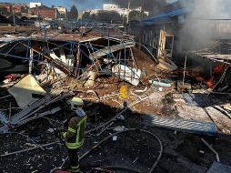 Advierten que miles de personas, incluidos niños, siguen en las zonas de combate de Donetsk. AFP