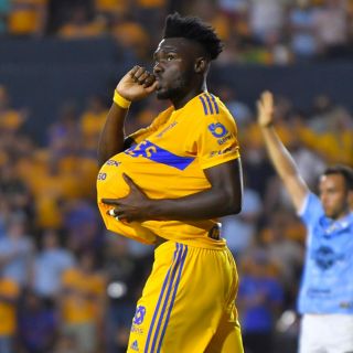 Tigres vence a Querétaro y toma el primer lugar de la Liga MX