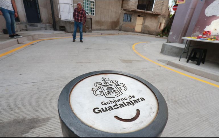 Las obras incluyeron avimentación con concreto hidráulico, construcción de banquetas con accesibilidad universal, balizamiento, vegetación y alumbrado. ESPECIAL/Gobierno de Guadalajara
