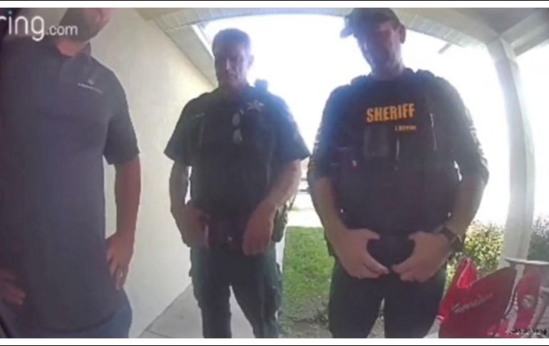 Aunque los oficiales admitieron su error y pidieron disculpas, ya habían roto un candado para entrar a la propiedad. ESPECIAL