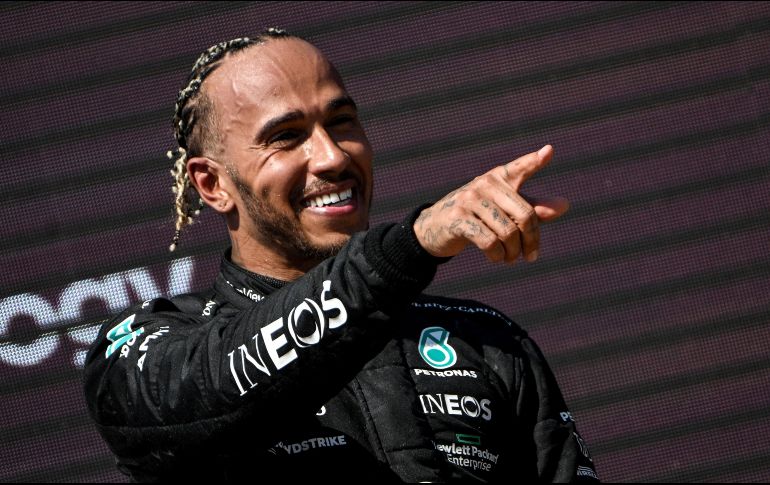 El piloto siete veces campeón de la Fórmula Uno, Lewis Hamilton, ha decidido expandir sus intereses dentro del mundo deportivo. AFP / ARCHIVO