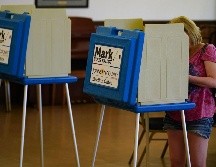 Con una alta participación, casi el 60% de los votantes de Kansas rechazó una enmienda constitucional que habría debilitado el derecho a interrumpir un embarazo. AFP/K. Rivas