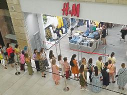 Las sucursales ubicadas en Rusia se encuentran liquidando las existencias. EFE