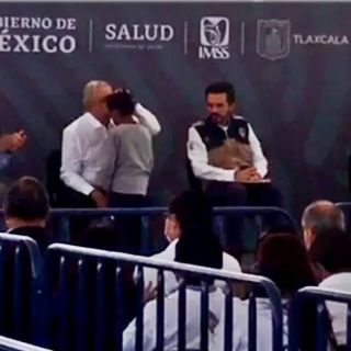 "Que saquen a mi papá de la cárcel": Niño llega hasta López Obrador y le hace una petición