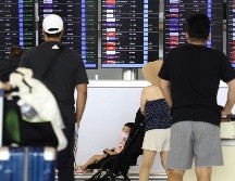 Las tormentas eléctricas provocaron retrasos de más de 90 minutos en los aeropuertos de LaGuardia, en Nueva York, y Newark Liberty International, en Nueva Jersey. EFE/N. Sangnak