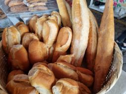 “Yo no quisiera subirle el precio, pero tengo que subirle para poderle ganar aunque sea un peso”, dijo una de las vendedoras. EL INFORMADOR / J. Velazco