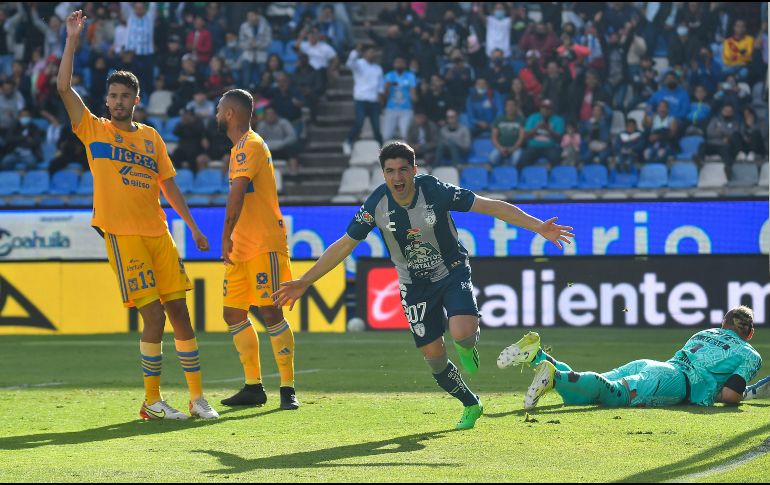 Nicolás Ibáñez se despachó con un doblete. IMAGO7