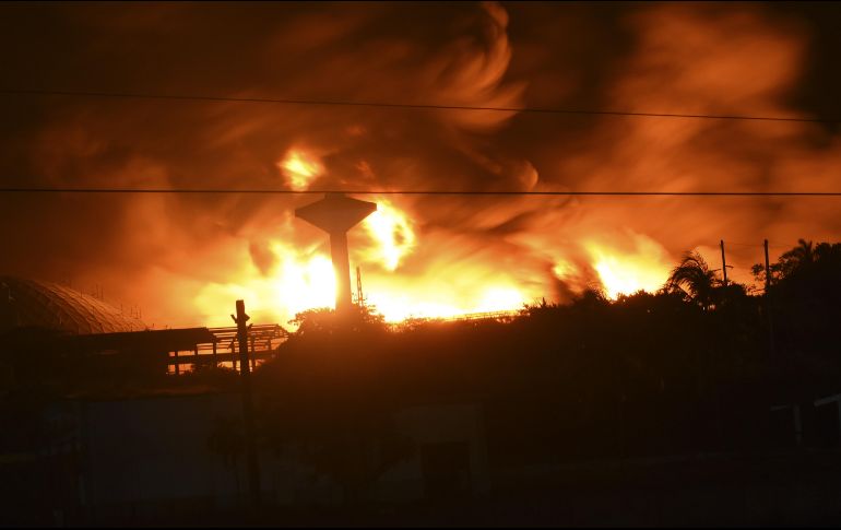 Debido al incendio se perdió combustible destinado a generar corriente, que disminuiría el impacto de la crisis energética. ESPECIAL