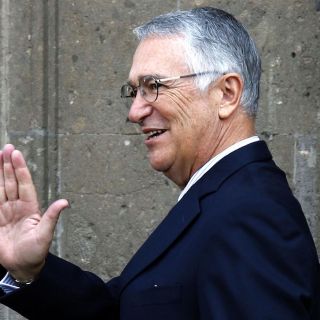 Adeudo fiscal de Salinas Pliego se resolverá este año: López Obrador