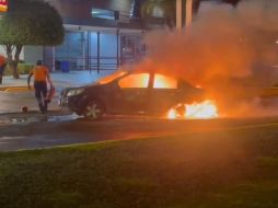 En Irapuato y Celaya también hubo quema de de vehículos y negocios. ESPECIAL