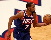 Durant está entrando en la primera temporada de una extensión de contrato de cuatro años. AFP